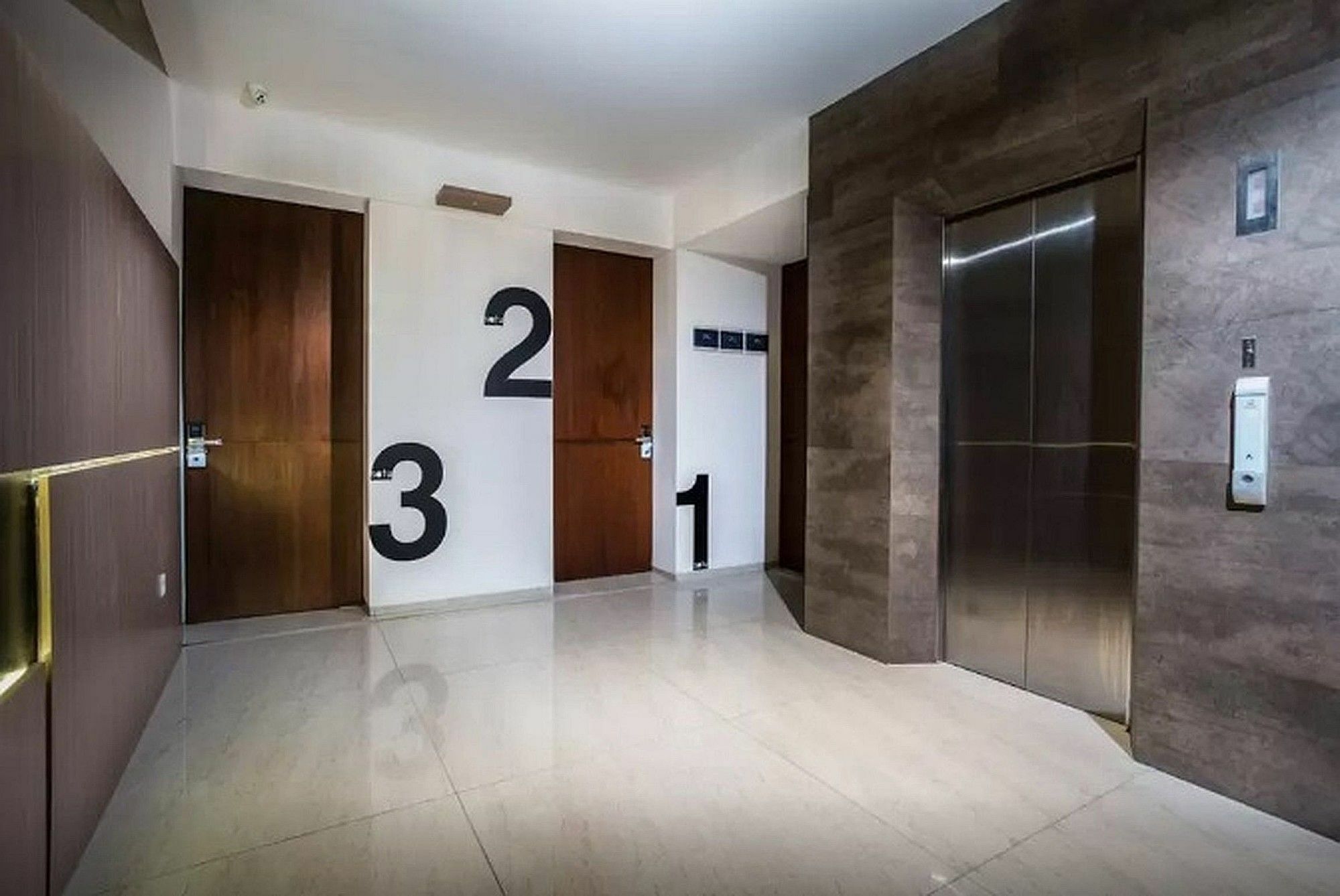 Готель Zen Premium Sampoerna Strategic Square Джакарта Екстер'єр фото